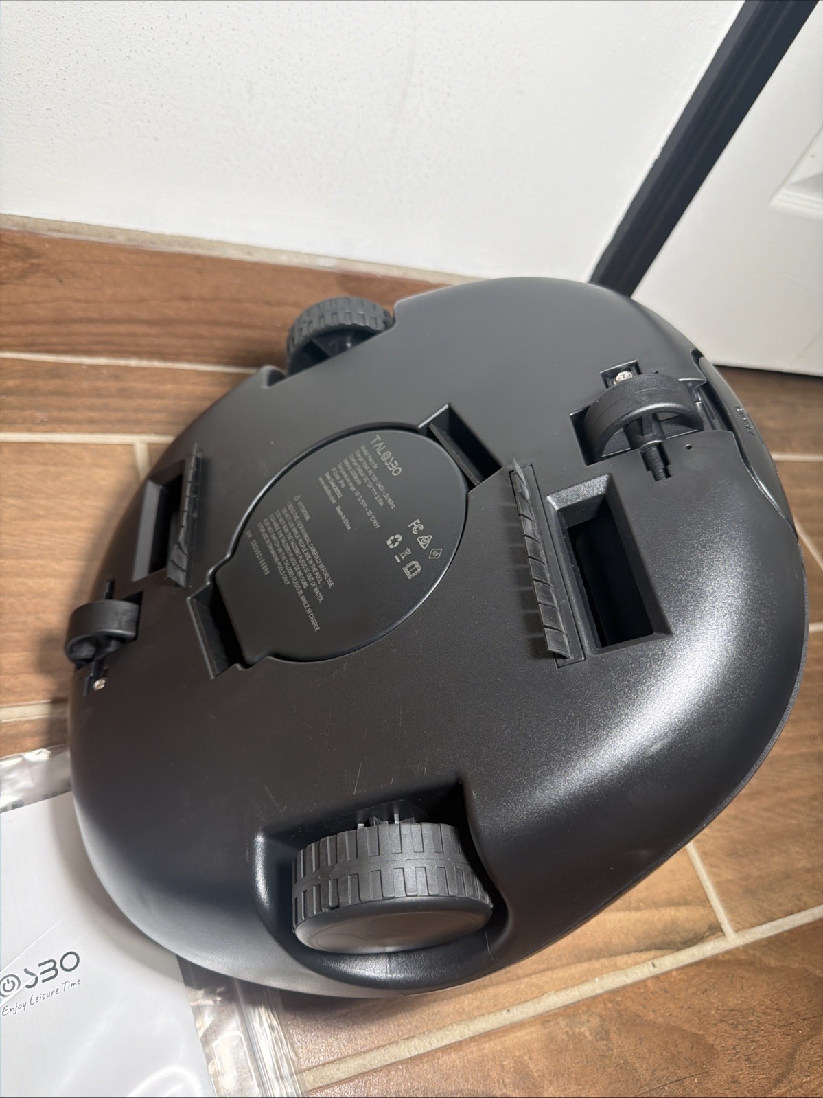 Talosbo Se Cordless Robotic Pool Cleaner with 130Mins Runtime – BLACK