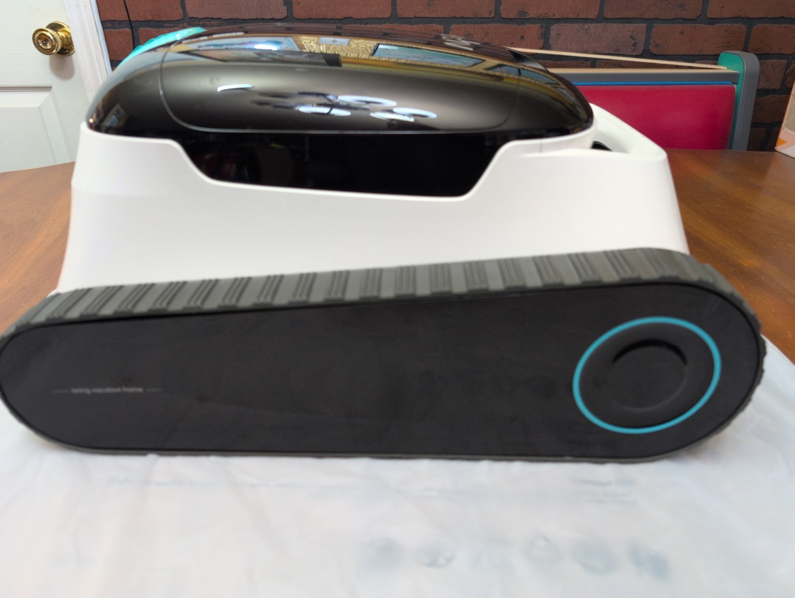 AIPER Scuba N1 Cordless Robotic Pool Vacuum Automatic w/ Charger/Xtra Brushes