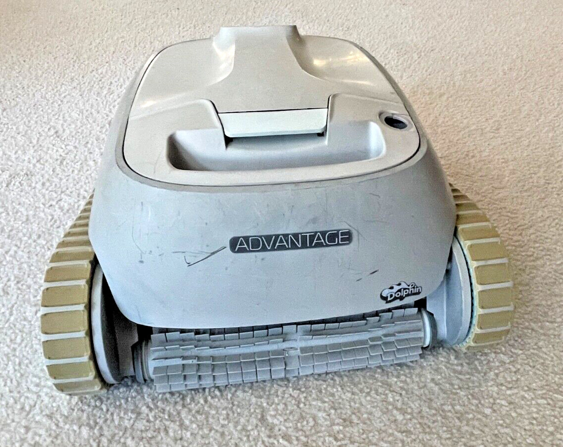 Maytronics Dolphin Advantage Pool Cleaner for Parts or Repair, No Power / Cable