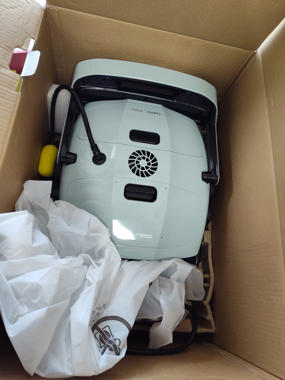 Swimming Pool Robot Cleaner