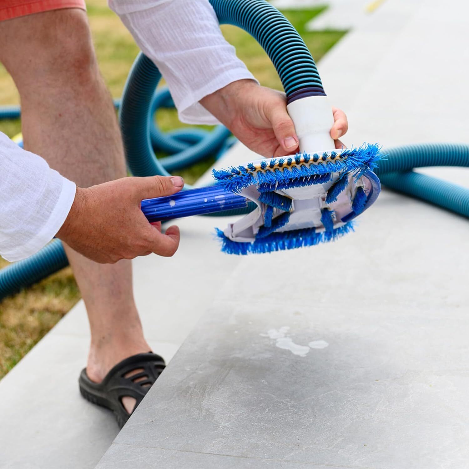 30FT Heavy Duty Pool Vacuum Cleaning Hose with Swivel Cuff 1-1/2&Prime; Diameter