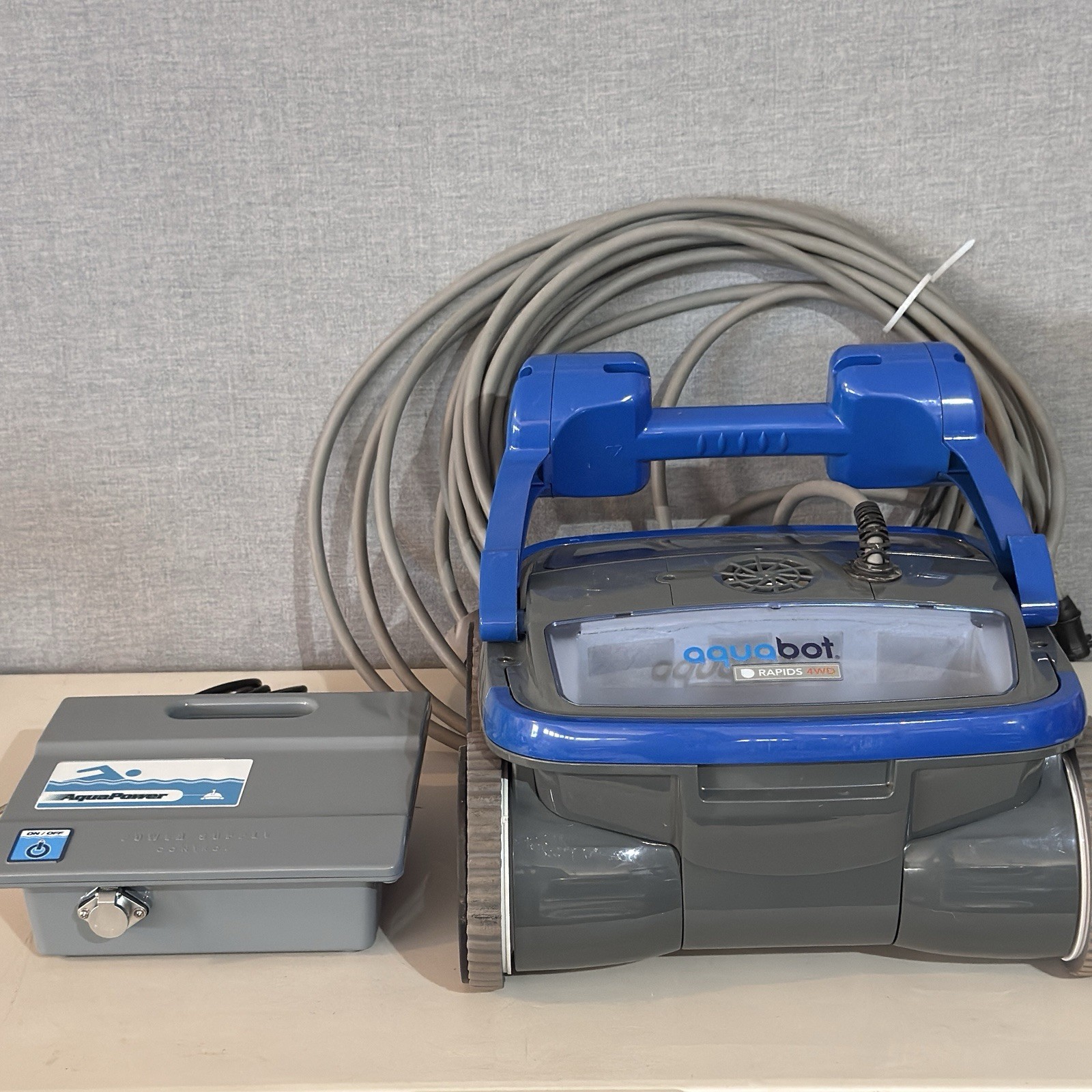 Aquabot Rapids 4WD Robotic Pool Cleaner Tested Works w/ Power Supply & Cable