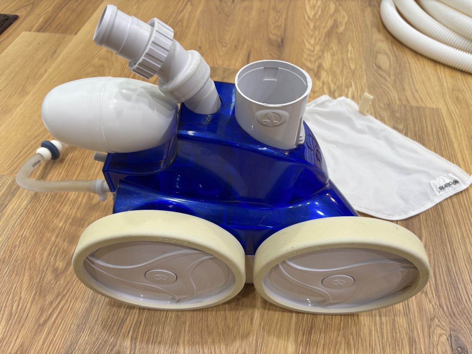 Polaris 360 Inground Pressure Pool Cleaner – White/Blue (PRICE REDUCED- AGAIN!!)