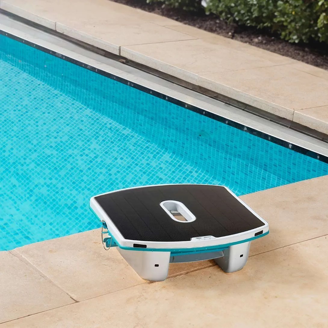 Maytronics 9997001 Dolphin Skimmi Solar-Powered Robotic Pool Skimmer