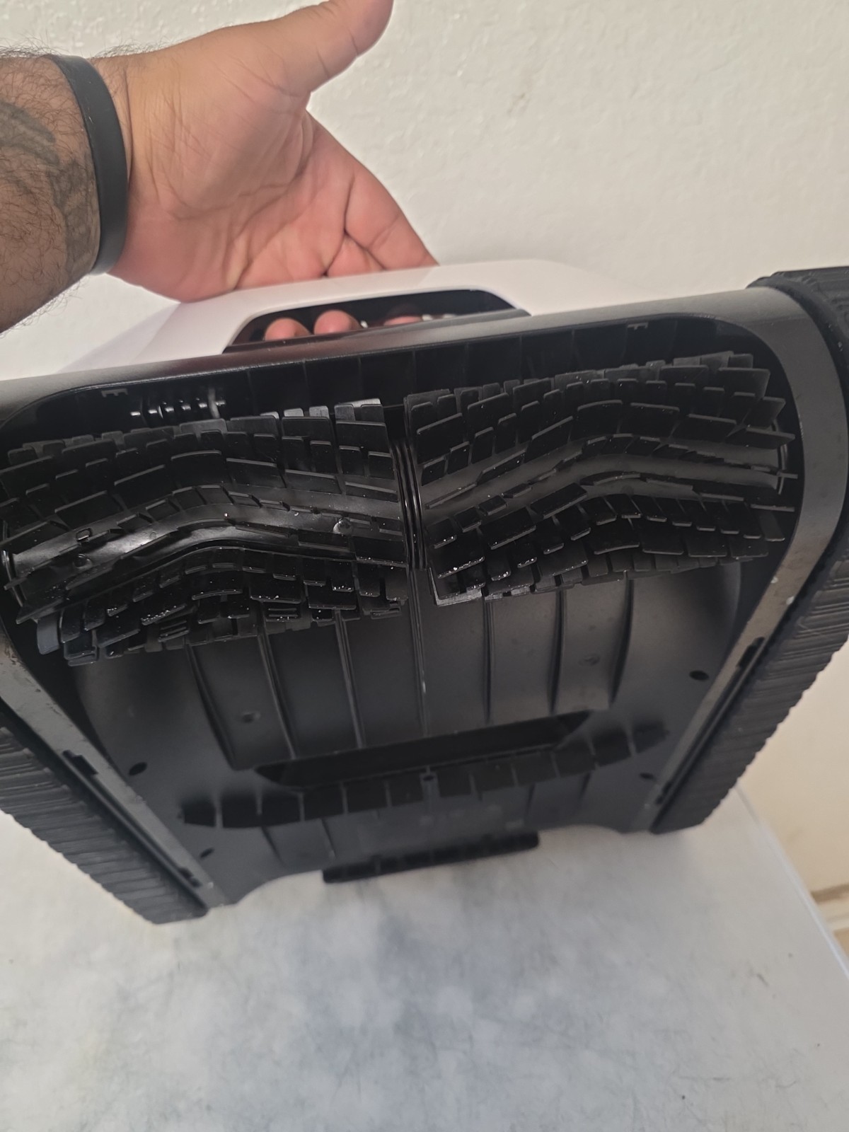 AIPER Scuba N1 Robotic Pool Vacuum Cleaner Cordless TESTED