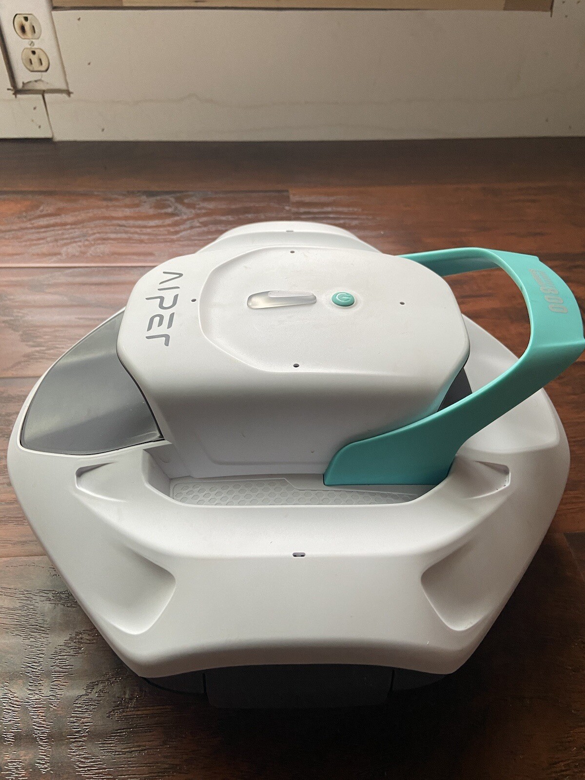 Cordless Robotic Vacuum Pool & Spa Floor Cleaner Maintenance Aiper Seagull 800