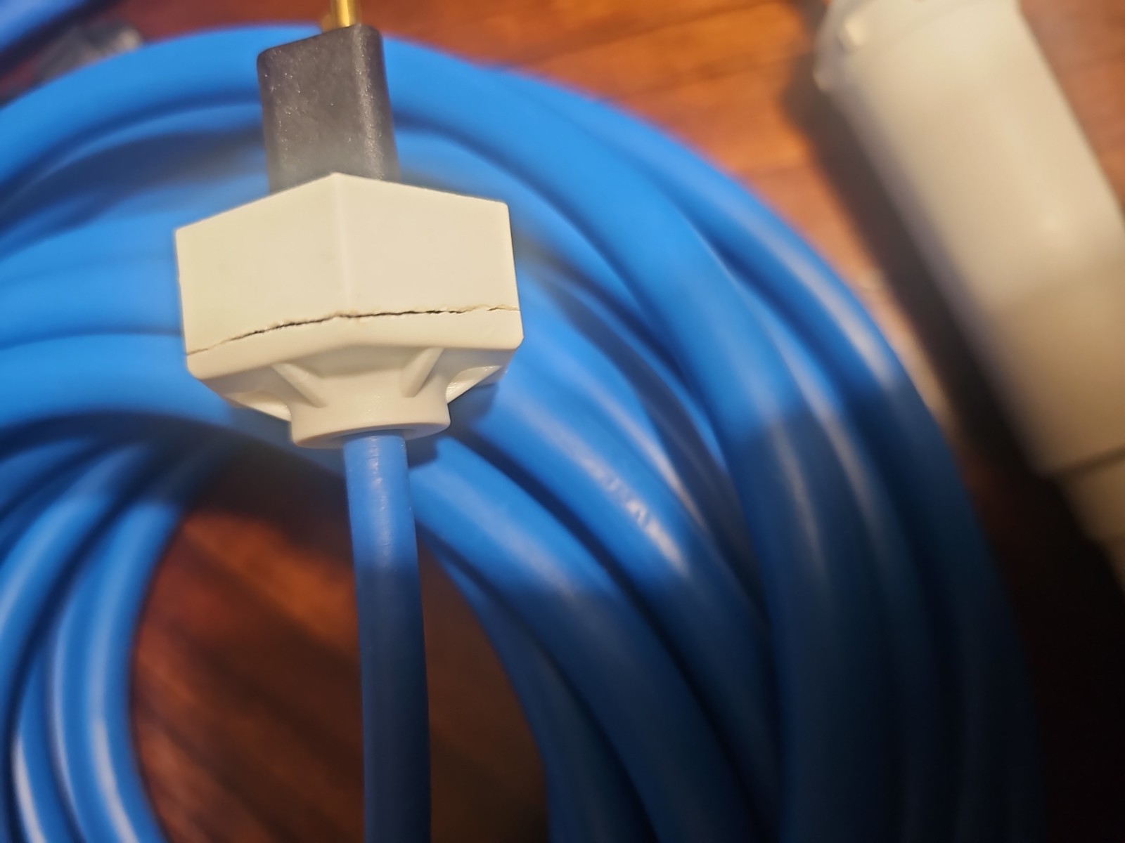 9995861 60ft Replacement Cable Swivel 2 Wire Replacement For Dolphin (FOR PARTS)