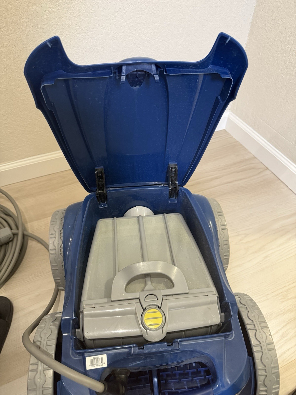 Polaris 9450 Sport 4WD Robotic Inground Swimming Pool Cleaner Tested