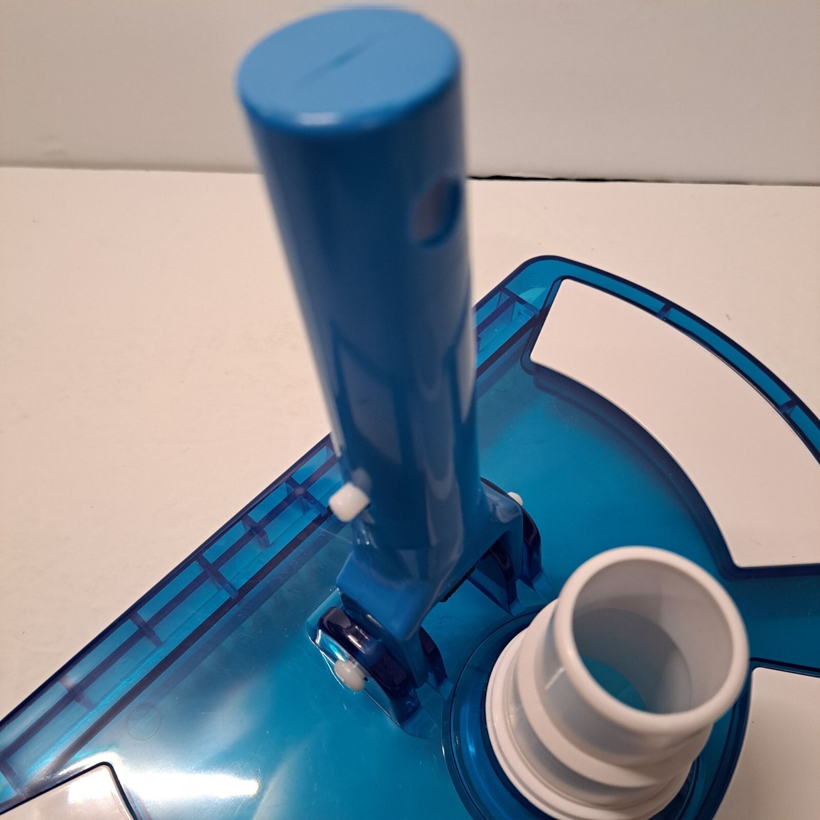 USP Pool Vacuum Brush Head Curved Half Moon Body 10×7&Prime; Swivel Connect VH-709