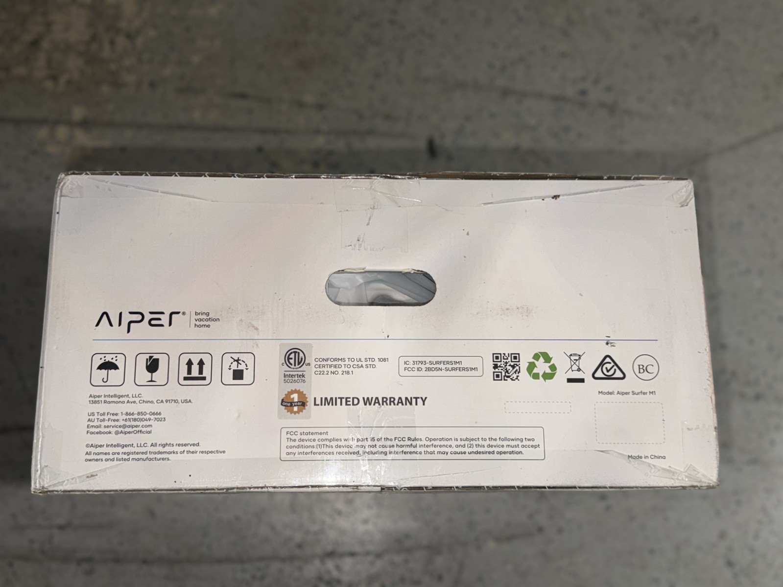 Aiper – Surfer M1 Solar Powered Automatic Robotic Pool Skimmer Cleaner