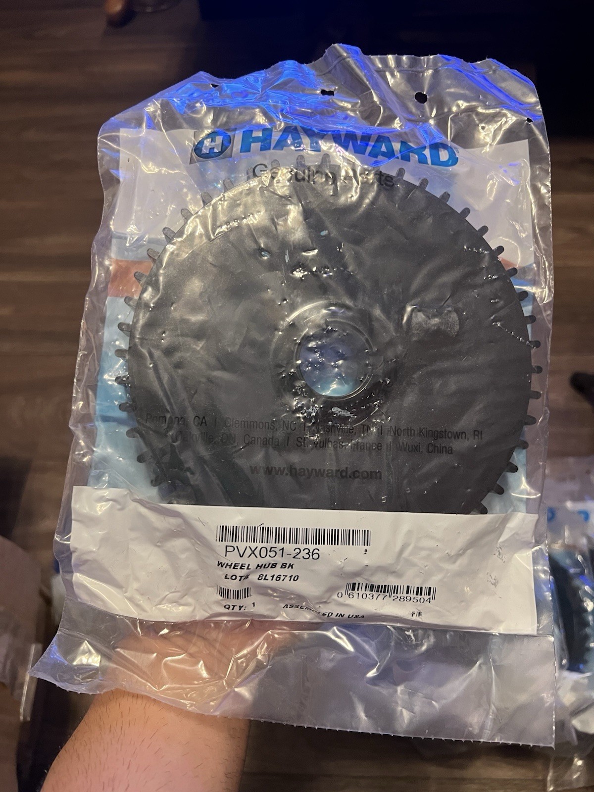 Wheel Hub, Hayward AquaNaut 200/400, Metal, Black