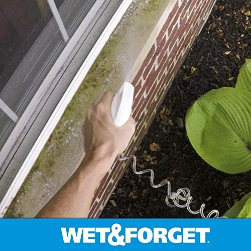 Effortless Outdoor Stain Remover – 64oz Cleaner for Moss and Mildew, Bleach-Free
