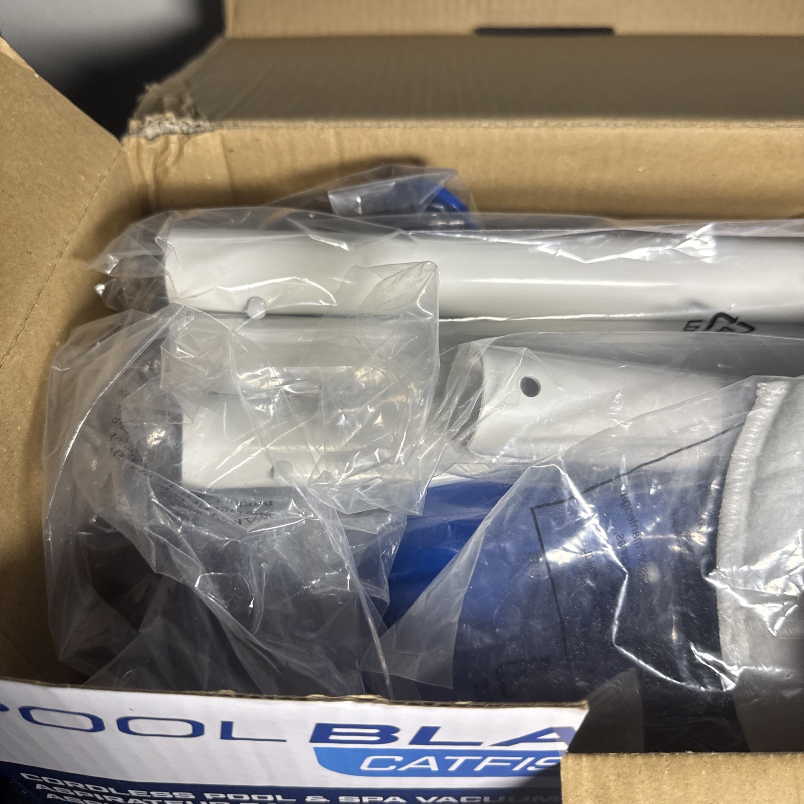 Pool Blaster Catfish Ultra Cordless Pool & Spa Vacuum Rechargeable Battery New