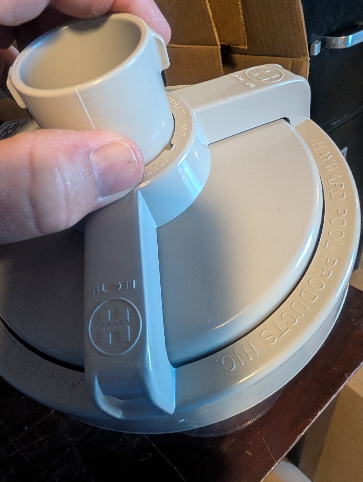 Hayward Leaf Canister w560