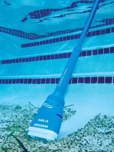 Pool Blaster Aqua Broom