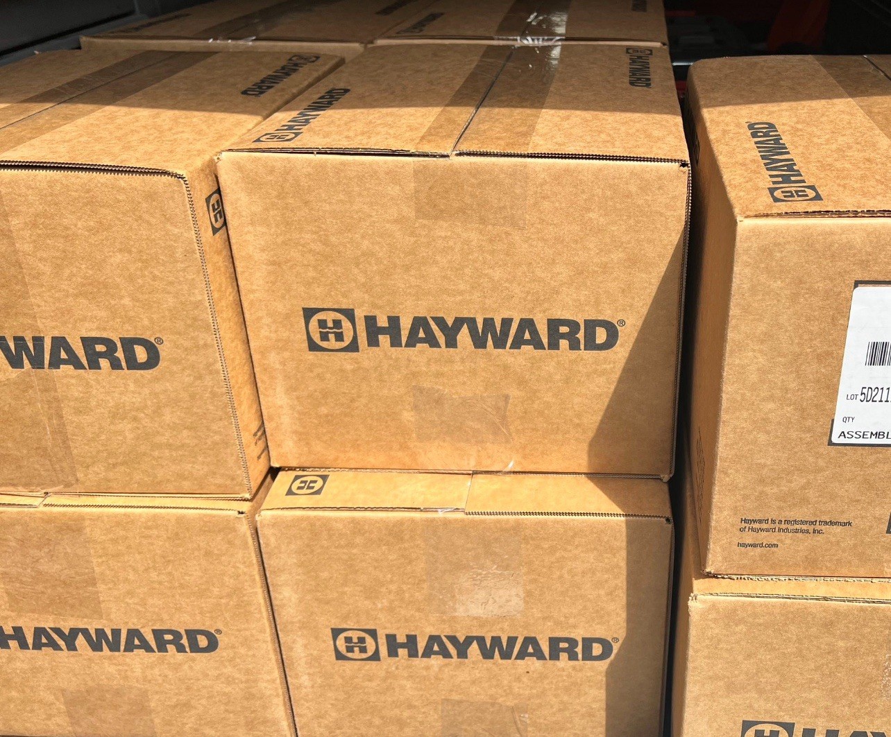 hayward navigator pool cleaner NEW AND WARRANTY!