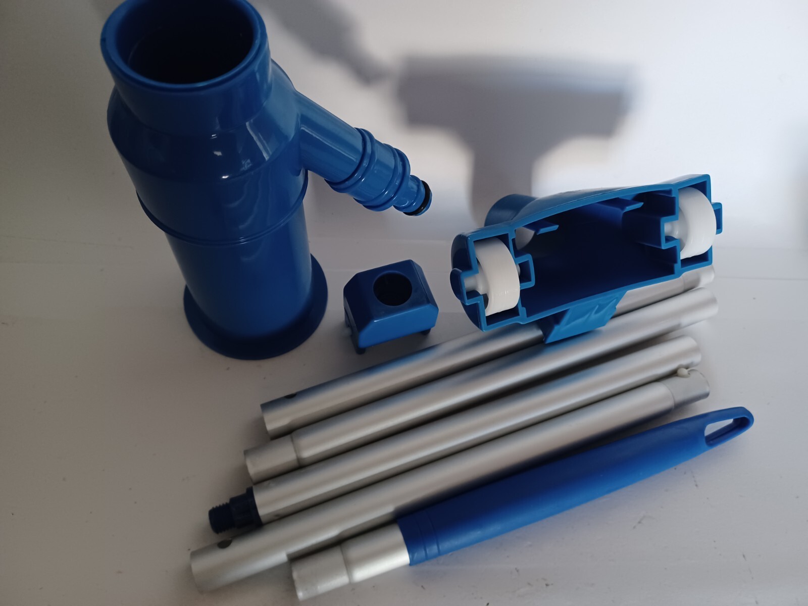 HydroTools by Swimline Mini Venturi Pool & Spa Vacuum