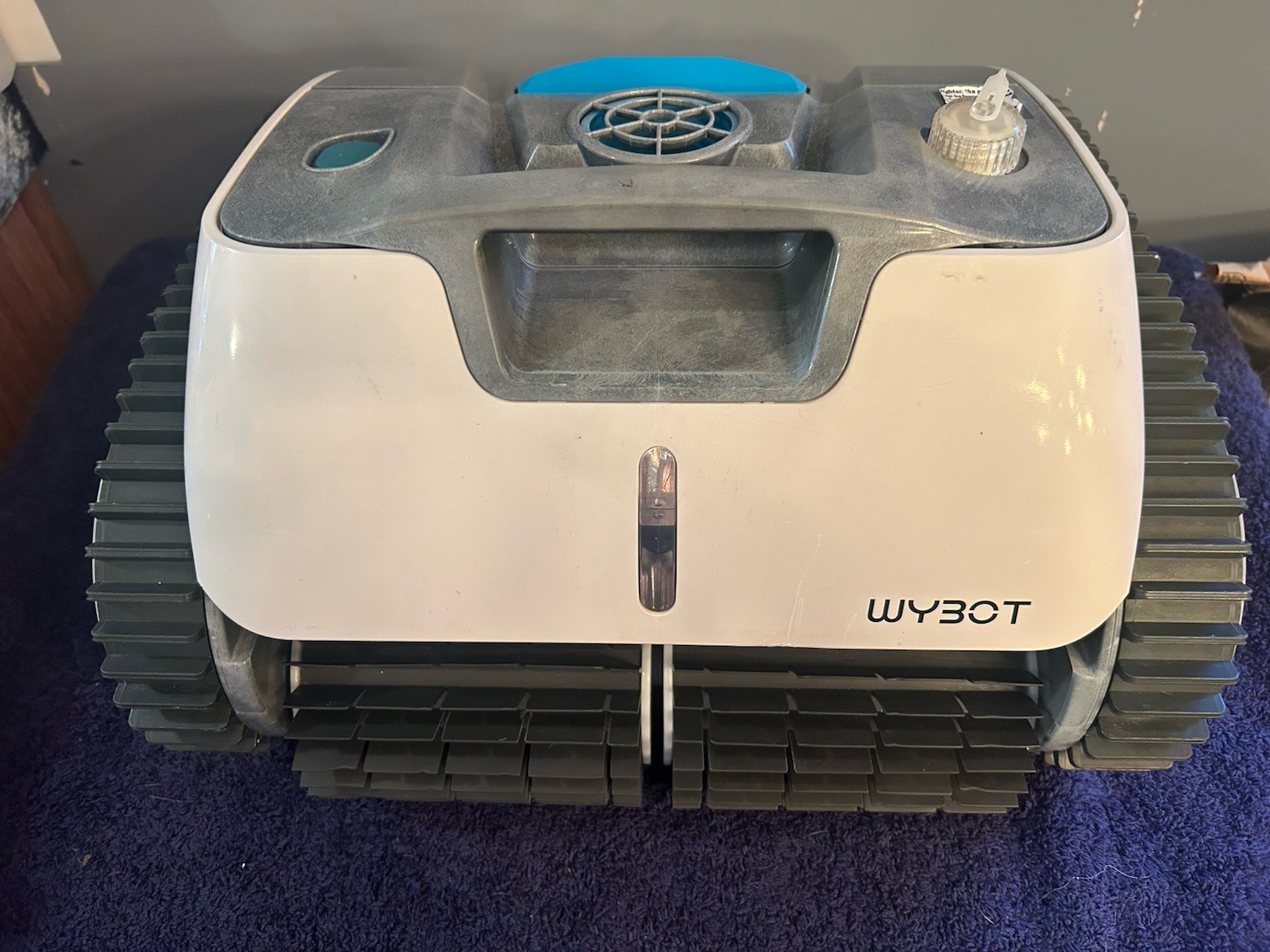 PARTS OR REPAIR WYBOT Robotic Pool Cleaner Osprey 700 Pro FOR PARTS / REPAIR !!