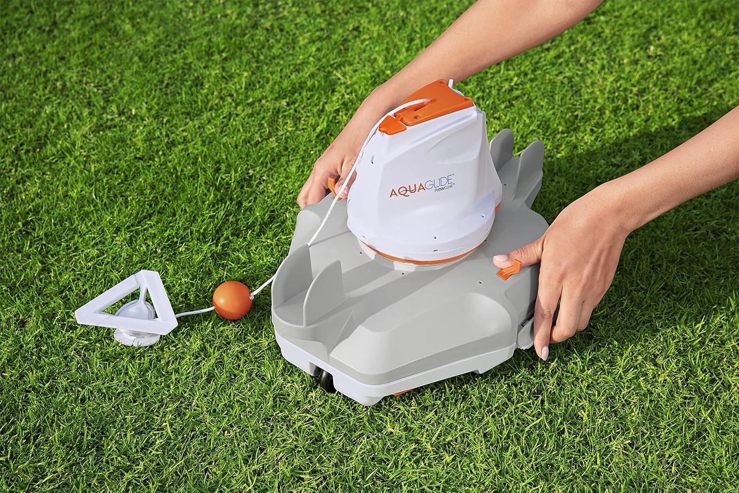 New POOL CLEANING ROBOT Bestway Flowclear AquaGlide w/ Rechargeable Battery NIB