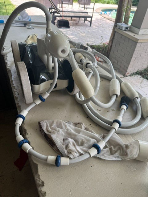 Amptyhub Pro Upgrade pressure side pool sweep model AP1
