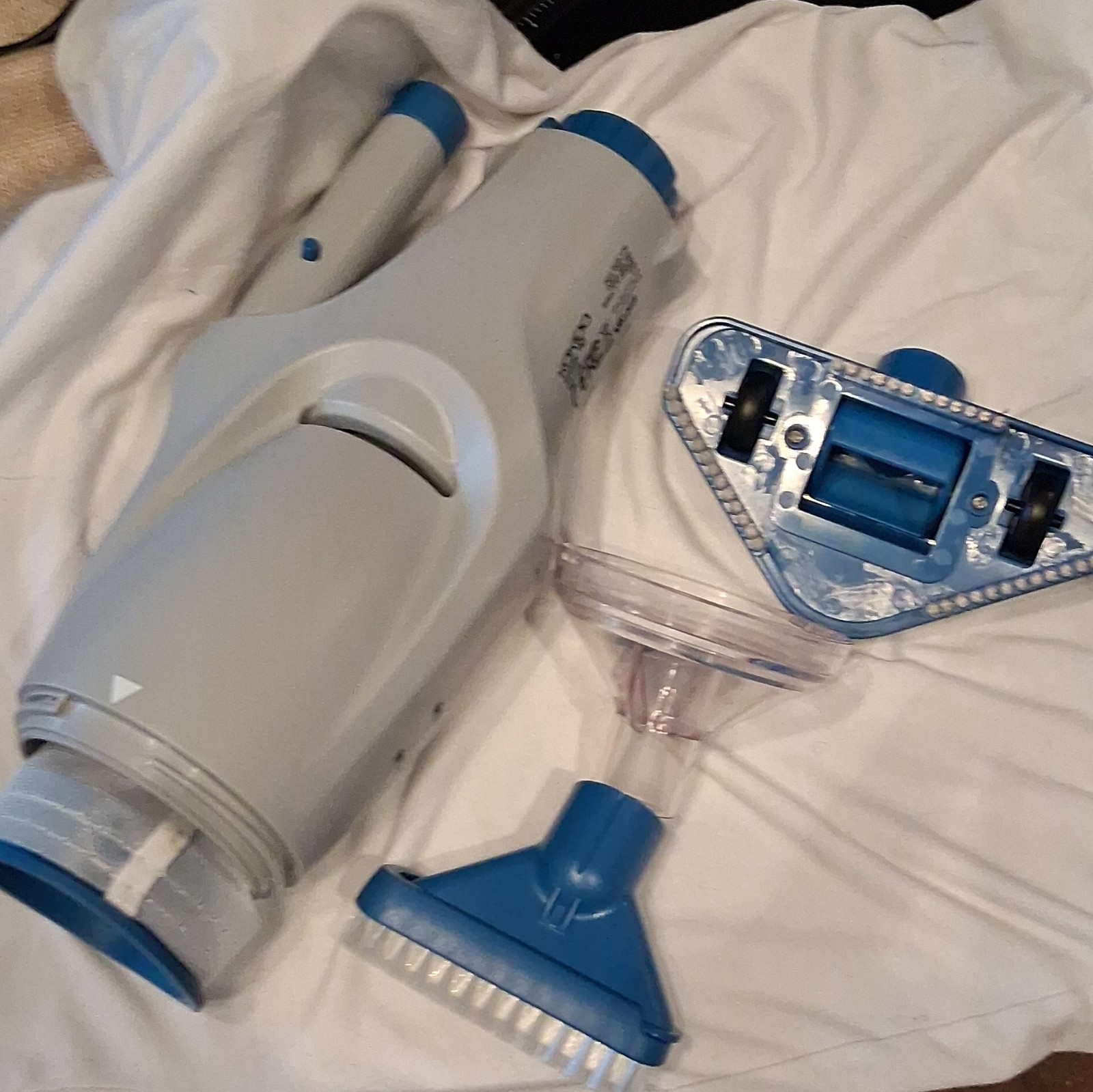 Kokido Xtrovac 110 Pool Vacuum EV05 15W DC 5V 2600mAh w/ Brush Nozzle