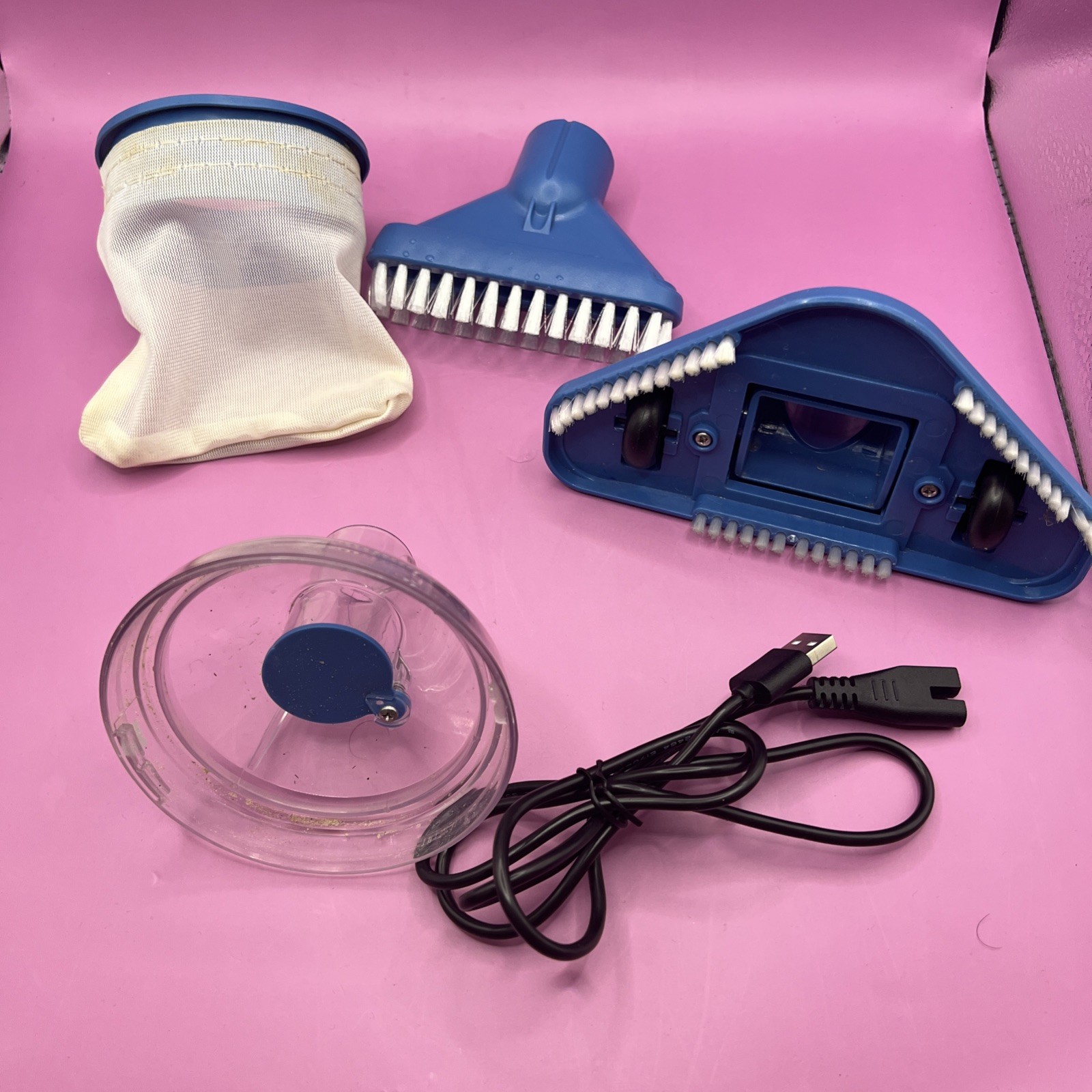 KOKIDO XTROVAC 110 Rechargeable Handheld SWIMMING Pool Vacuum Set Model EV05