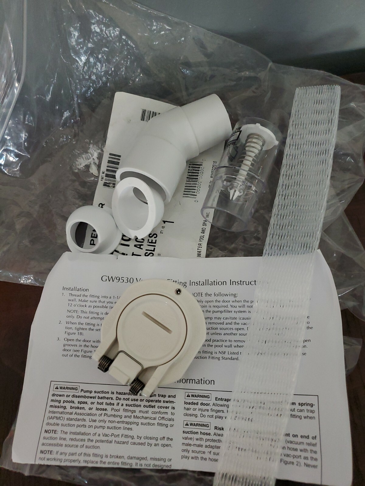 Pentair GW9530 Vac Port Snap-Lock Wall Fitting for Pool or Spa Cleaner + extra