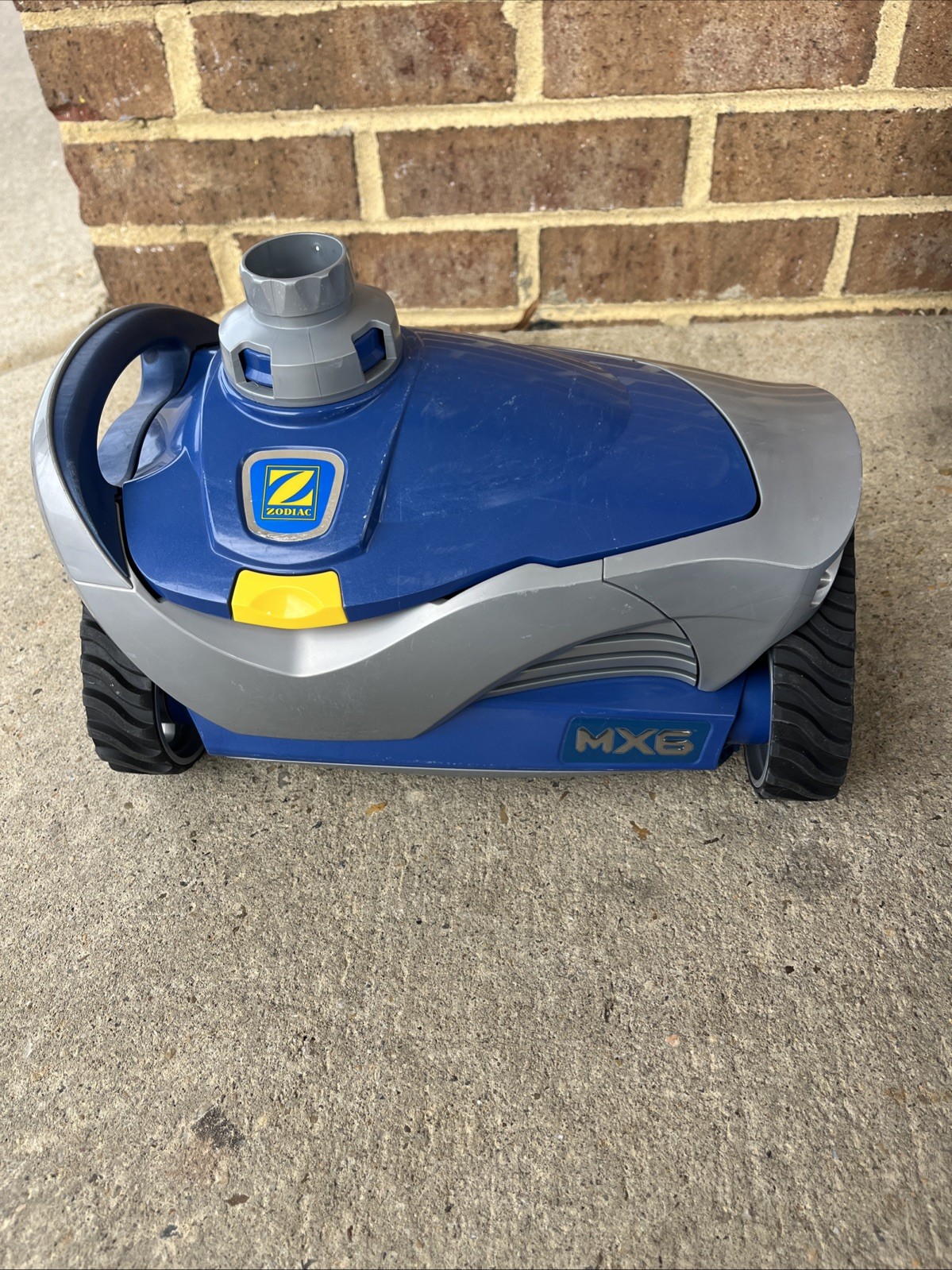 Zodiac Baracuda MX6 In Ground Suction Pool Brand Cleaner With 12 Hoses