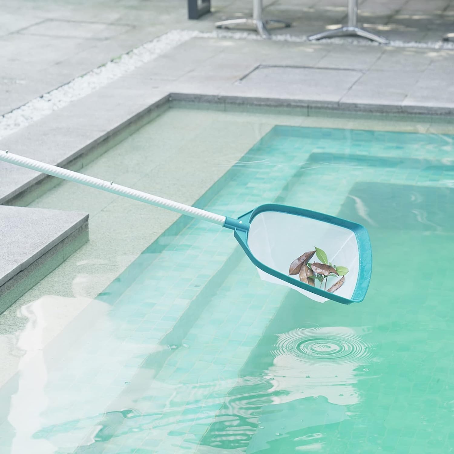 Adjustable Aluminum Pool Skimmer Net with Fine Mesh for Cleaning Pools