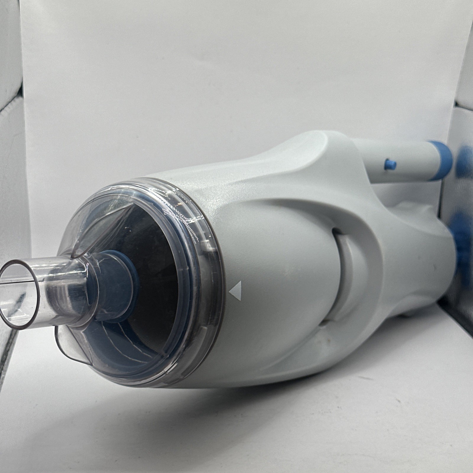 KOKIDO 2025 upgrade Rechargeable Handheld Pool Vacuum Aluminum Pole and 2 Brush