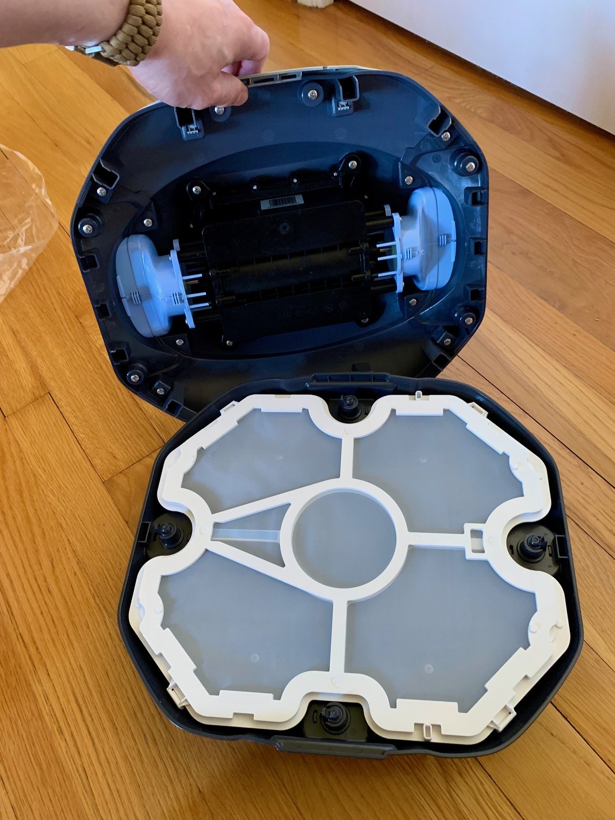 Bubot 300P Cordless Robotic Pool Cleaner, 1.5h Runtime, Auto-Park, 850 Sqft, LW