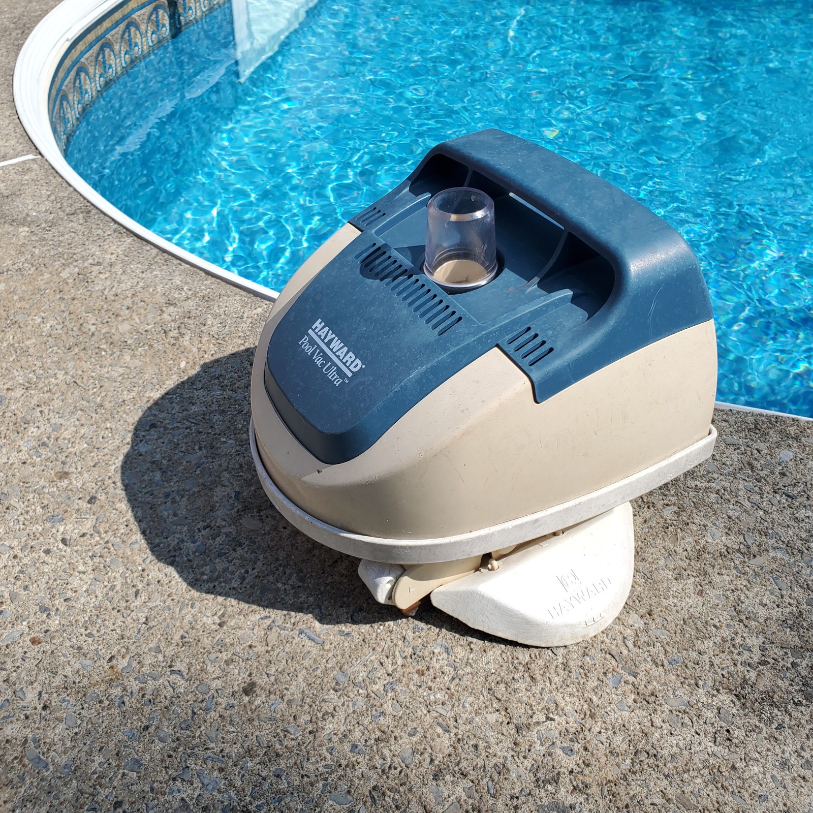 *JOB LOT* Hayward Navigator Pool Vac (PARTS OR REPAIR) Robotic Pool Vac Cleaner