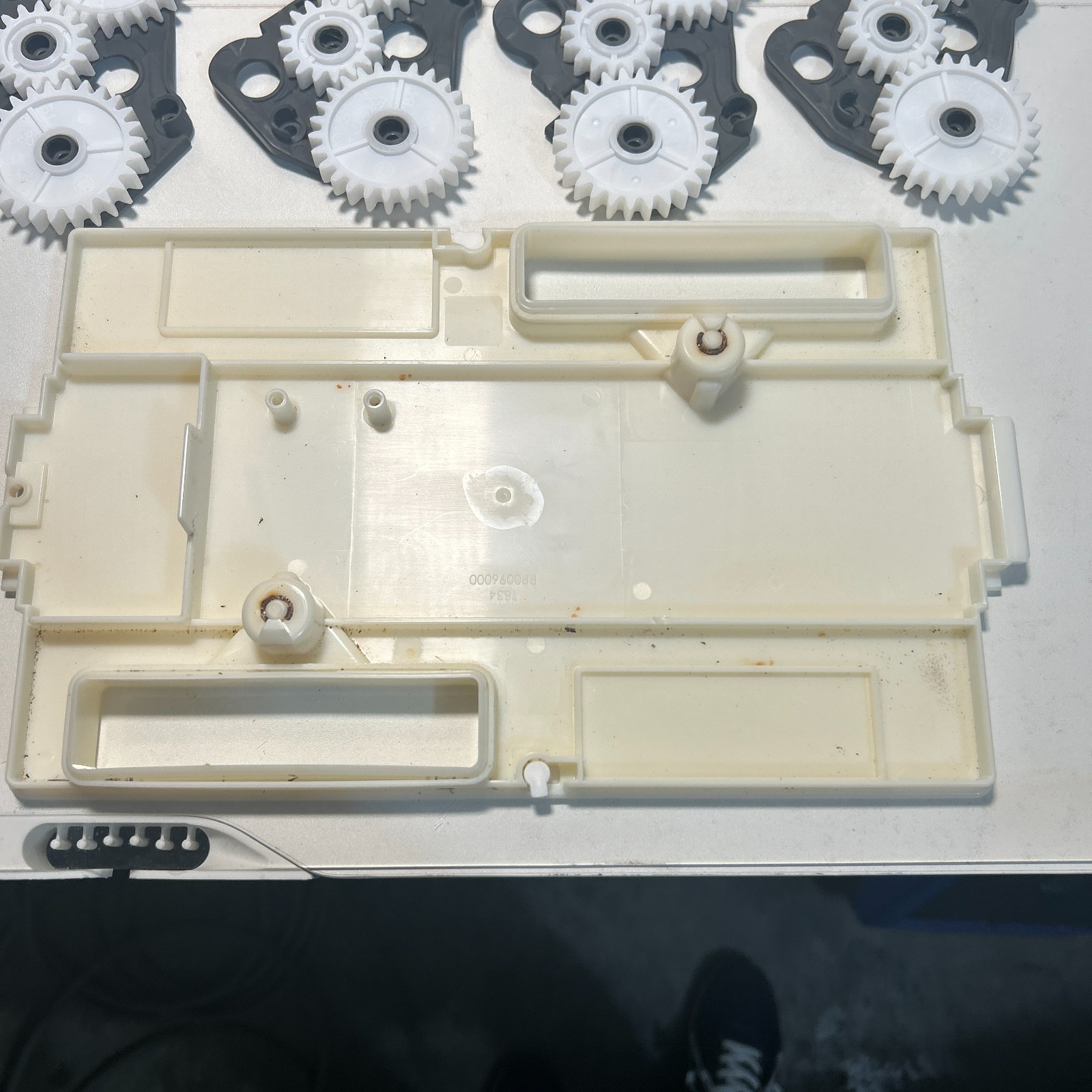 Aquabot Elite Pro Automatic Pool Cleaner Parts Lot Rollers Gears