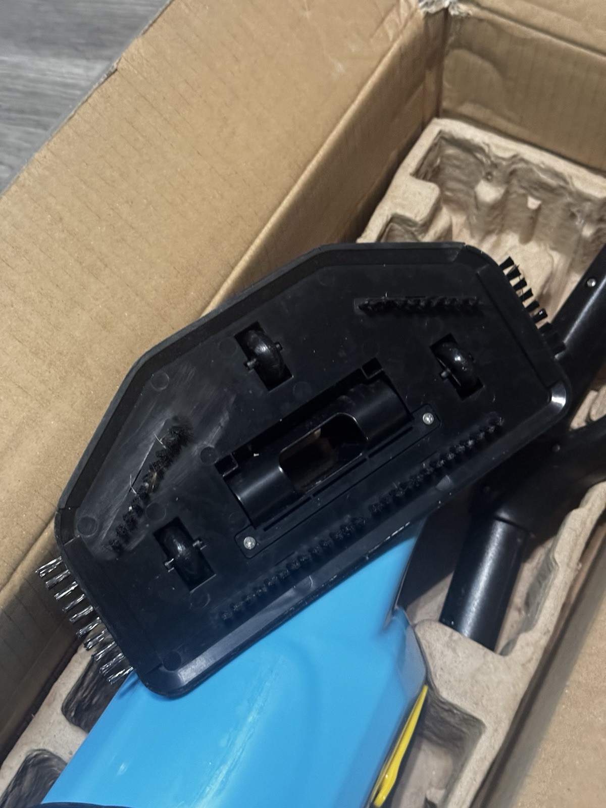 Cordless Pool Vacuum Cleaner for above Ground Pool & in Ground Rechargeable READ