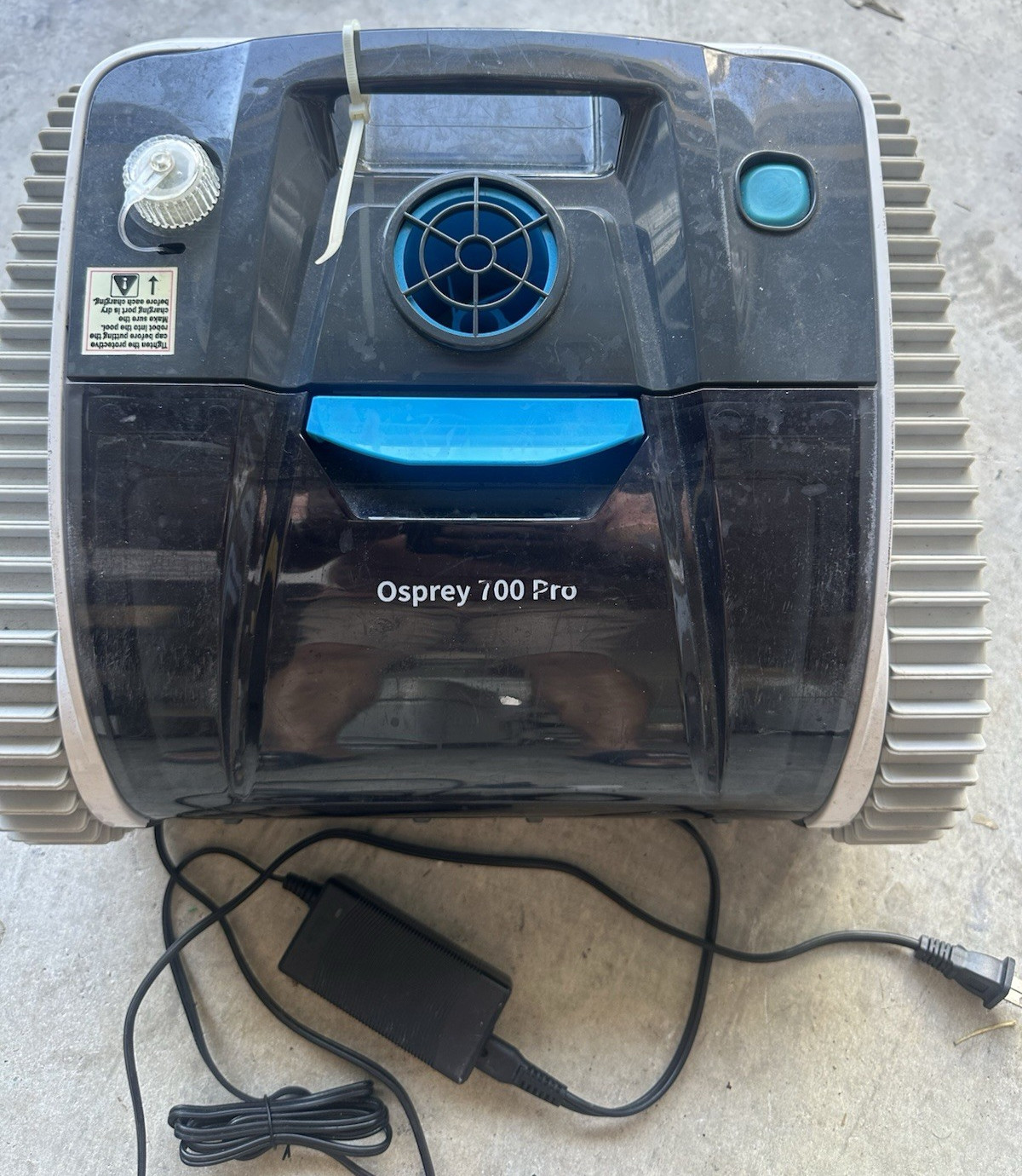 WYBOT Robotic Pool Cleaner Osprey 700 Pro FOR PARTS OR REPAIR – Non-Working