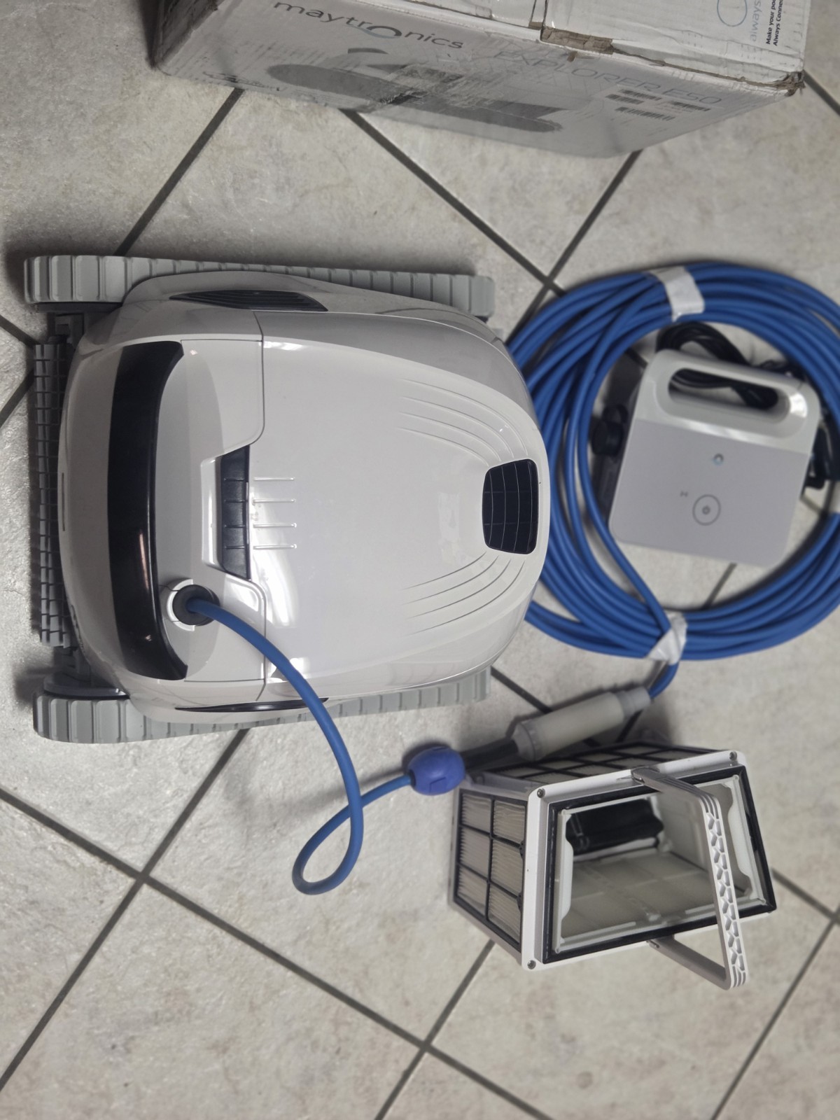 New Low Price Dolphin Explorer E50 Robotic Cleaner Automatic with WiFi.