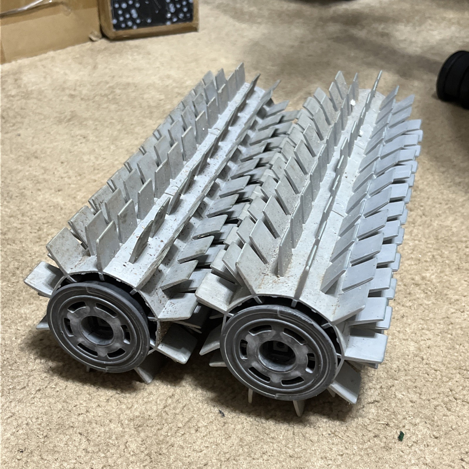 OEM Zodiac Polaris P825 & 8050 Brush Roller R0657600 R0722400
