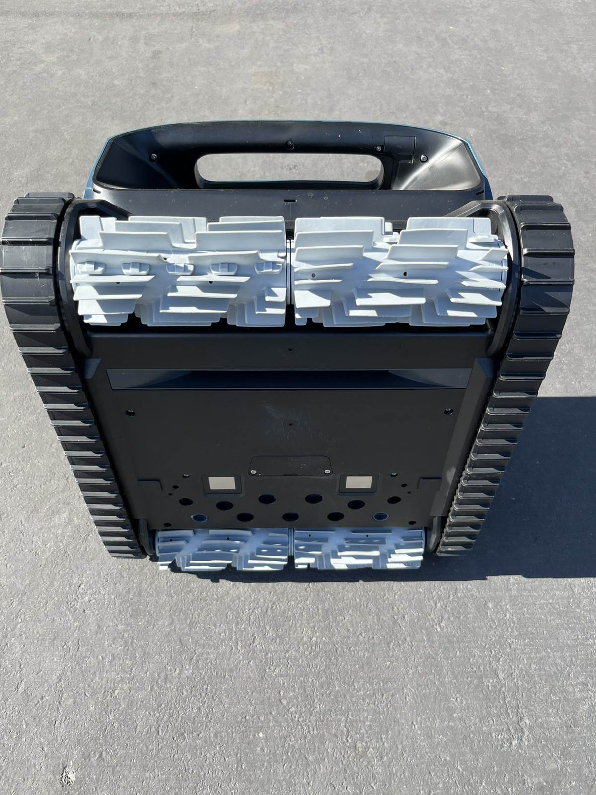 Beatbot AquaSense Pro Robotic Pool Cleaner for Parts or Repair