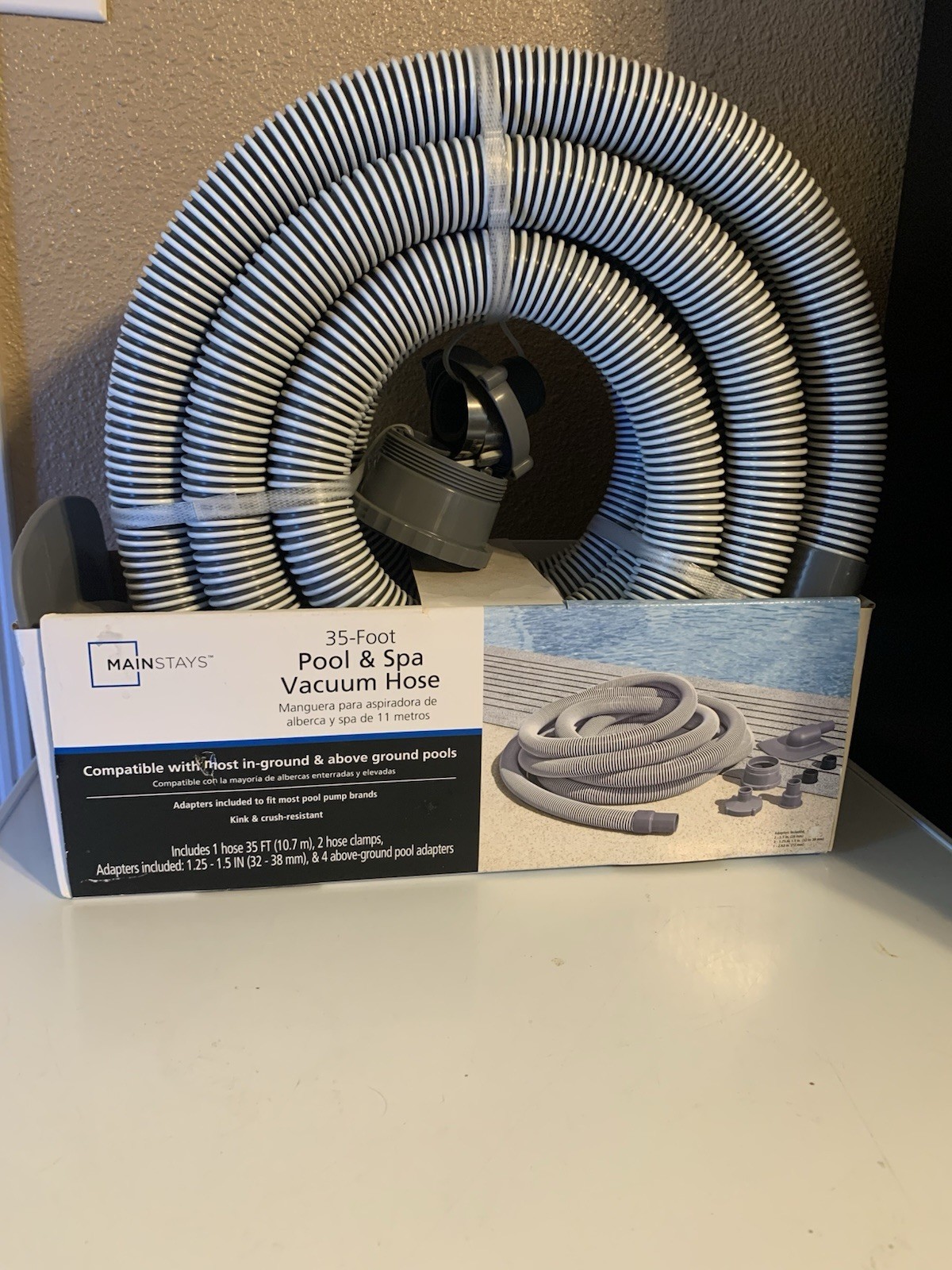 BRAND NEW Mainstays 35 ft. Pool & Spa Vacuum Hose With Adaptors 1.25”- 1.5”