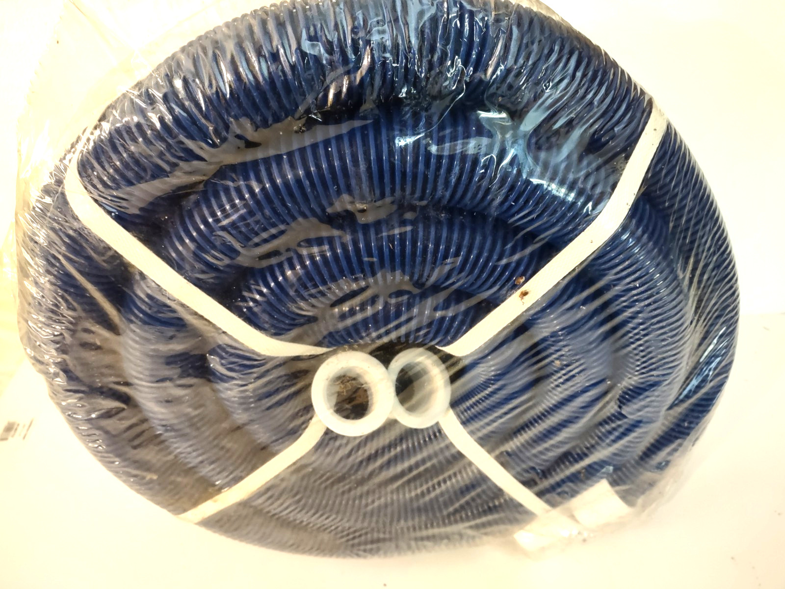 Mainstays 35 Foot Spiral Wound Pool Spa Vacuum Hose 1.5 In Dia UV-Resistant New