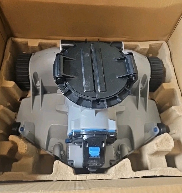 Kokido Xtrojet 620 Automatic Leaf Robotic Pool Vacuum Cleaner (Model: RC060)