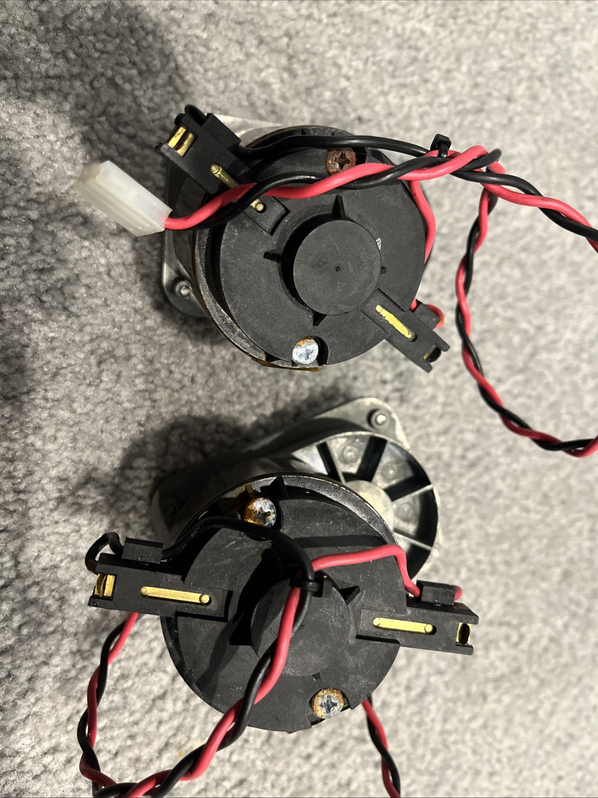 Maytronics Dolphin Pool Robot Cleaner Drive Motor Linix 63ZYC-A1 15.7v 52rpm (2)
