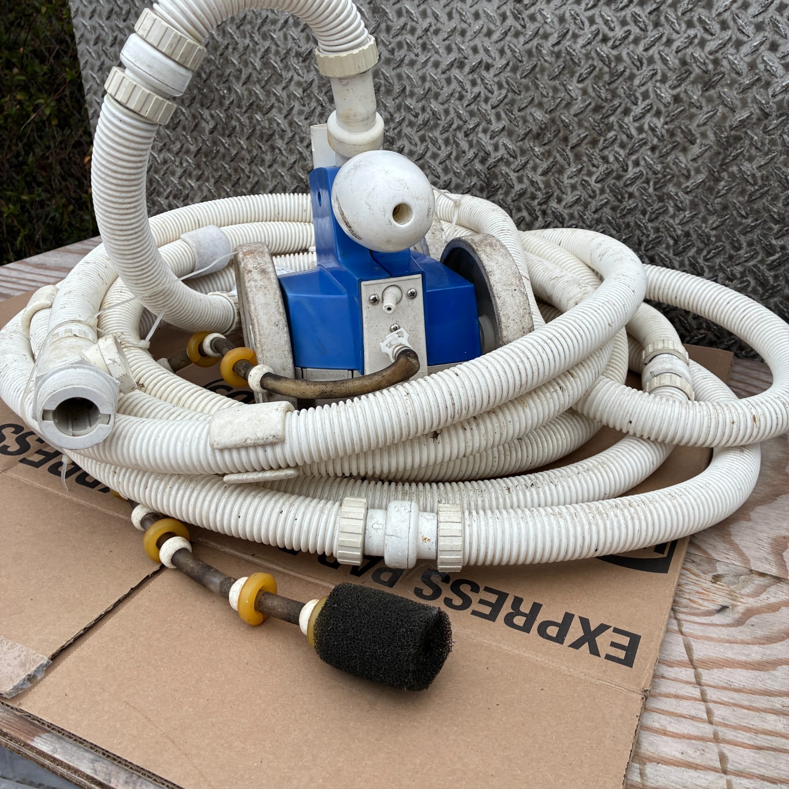 Polaris PVS 380 In ground Pool Cleaner/Vacuum ***AS IS FOR PARTS or REPAIR***