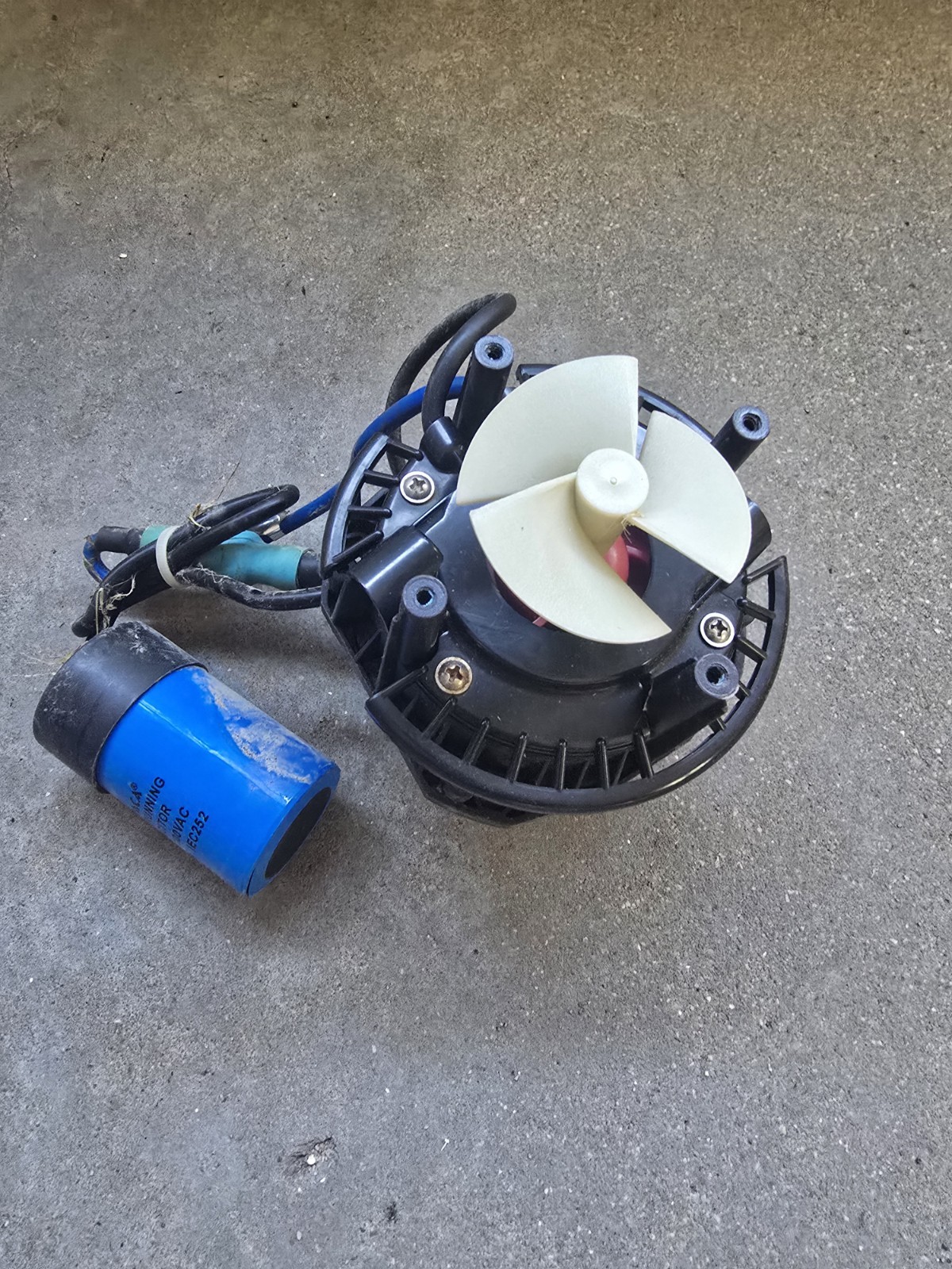AQUABOT AQUA PRODUCTS CLEANER PUMP MOTOR PART A64001 with Capacitor