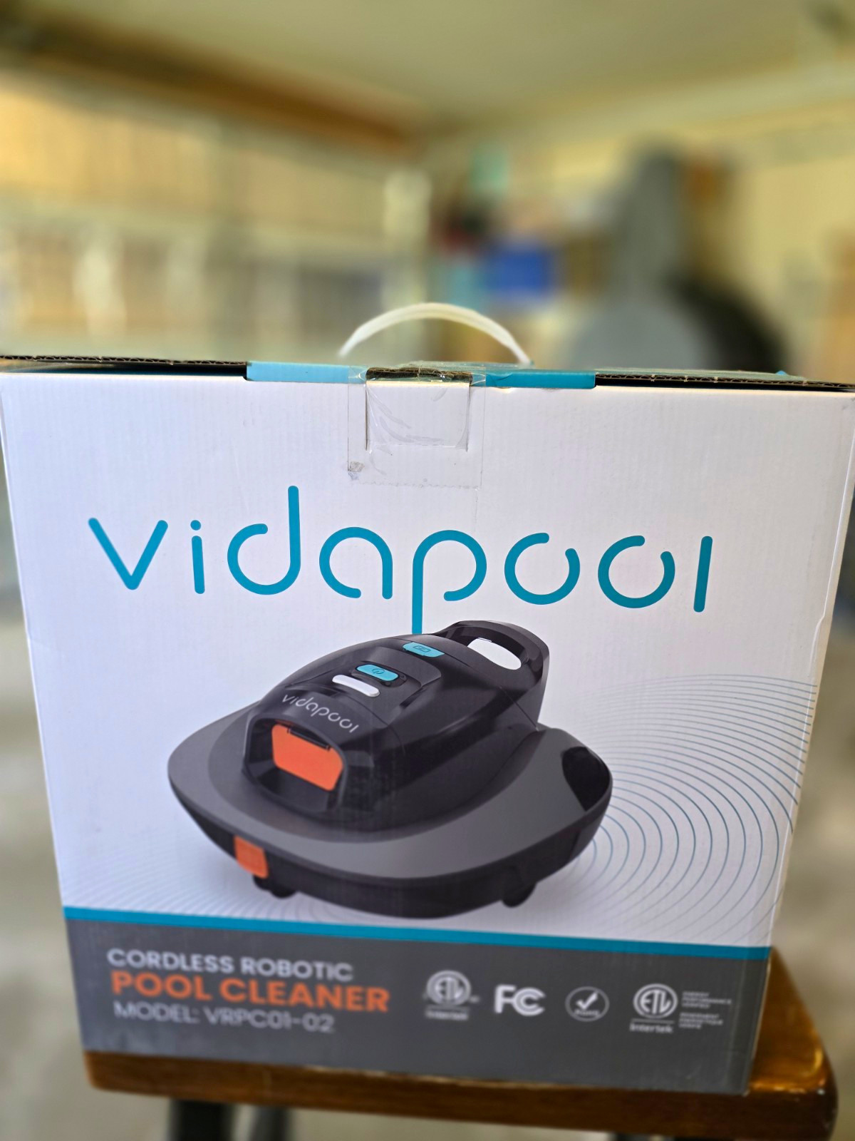Vidapool Cordless Robotic Pool Cleaner VRPC01-02 90 Min 15.1L