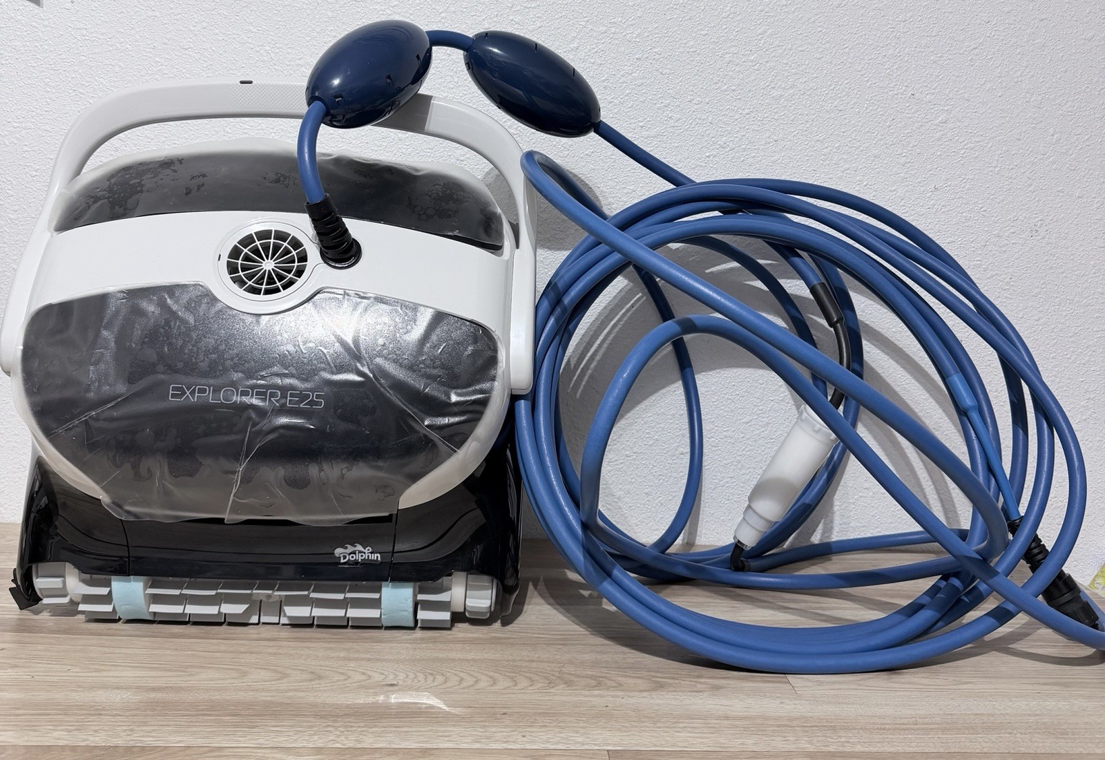 Dolphin Explorer E25 WiFi Robotic Pool Cleaner Wall Climbing slightly Used