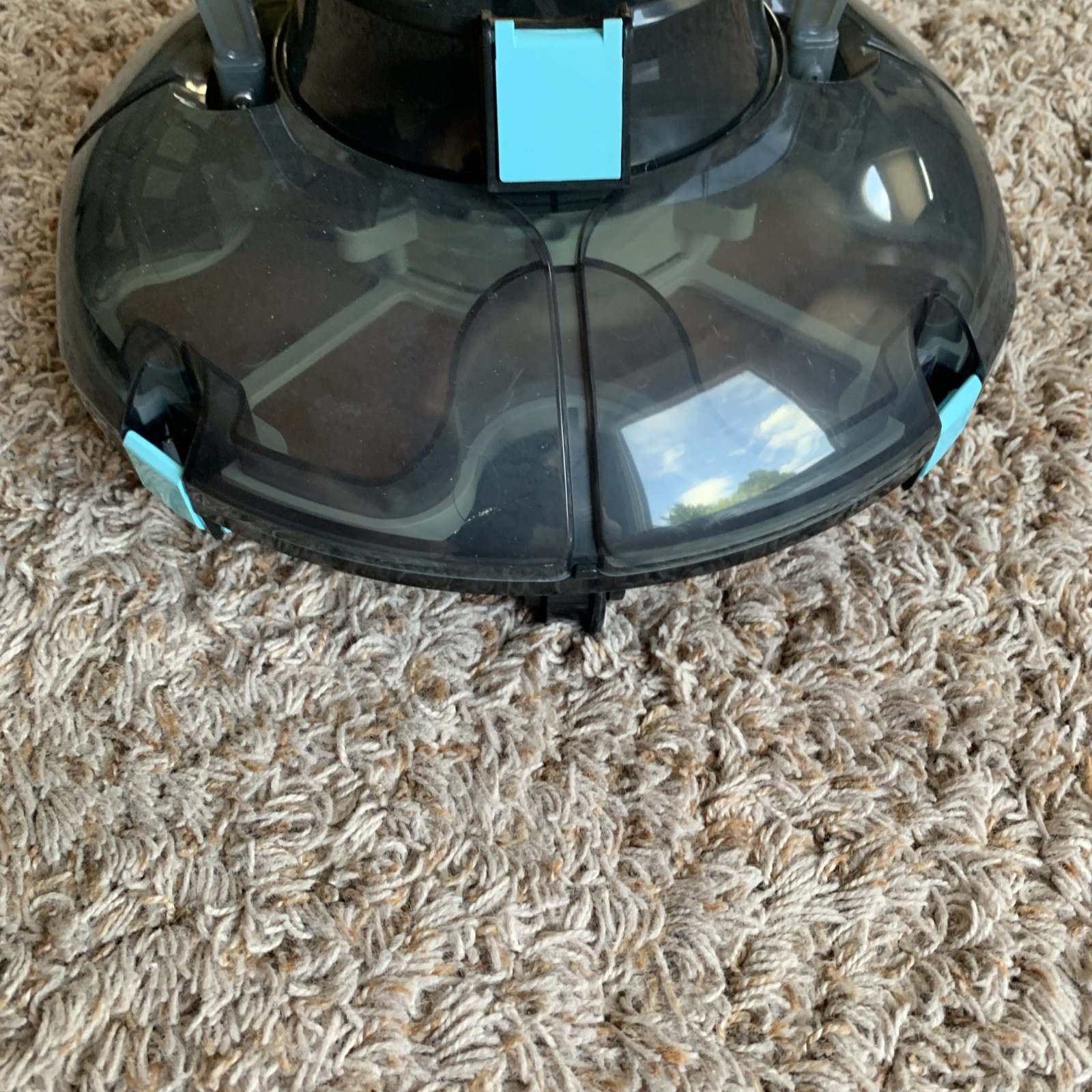 Winny 200 SE Cordless Robotic Pool Cleaner HJ1102P Gently Used