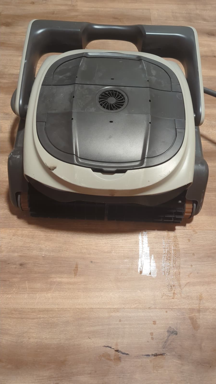 BUBLUE Bubot 800P Robotic Pool Cleaner, Pool Vacuum with Superior Suction