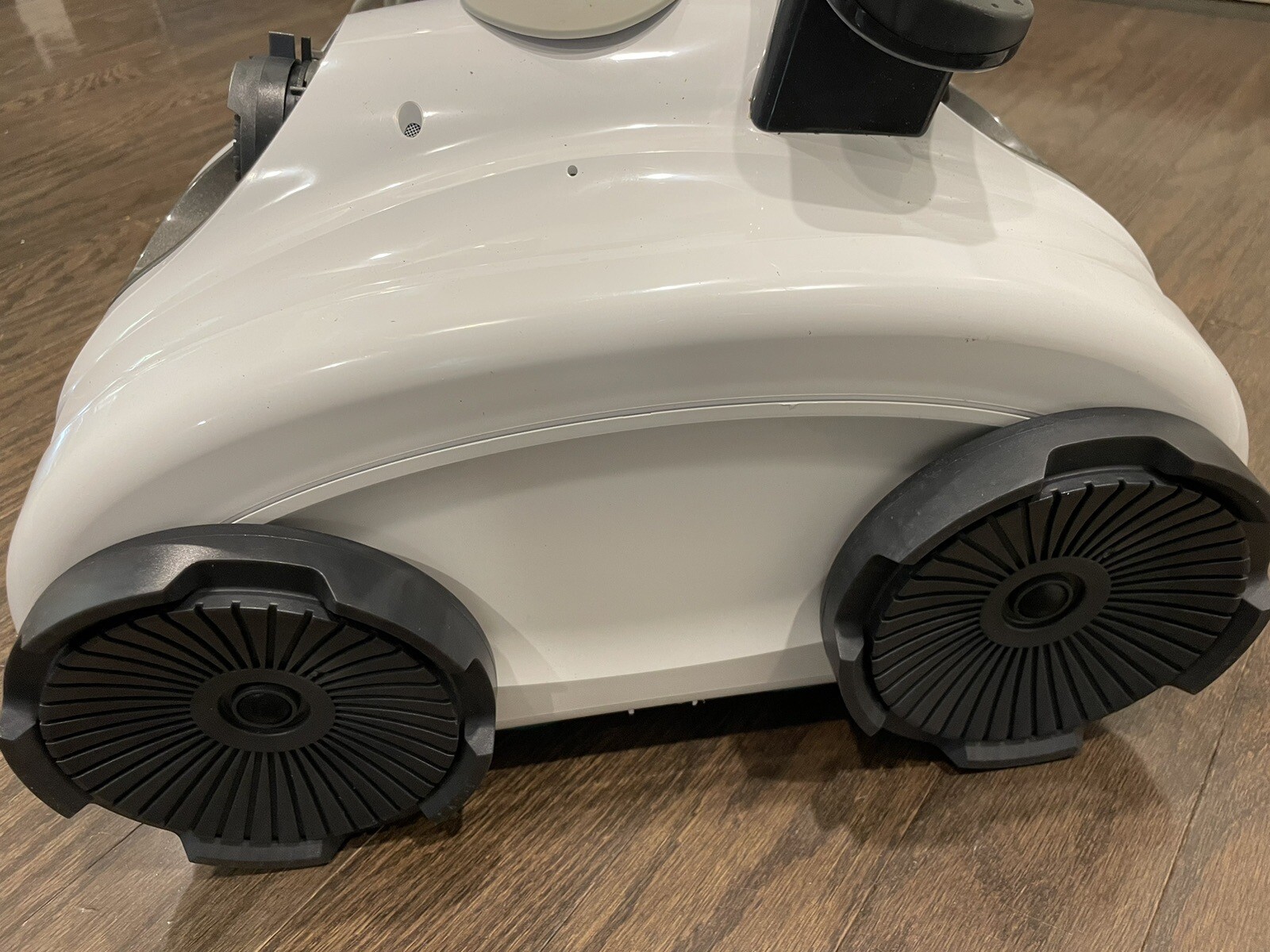 8STREME Inground Robotic Pool Cleaner For Parts
