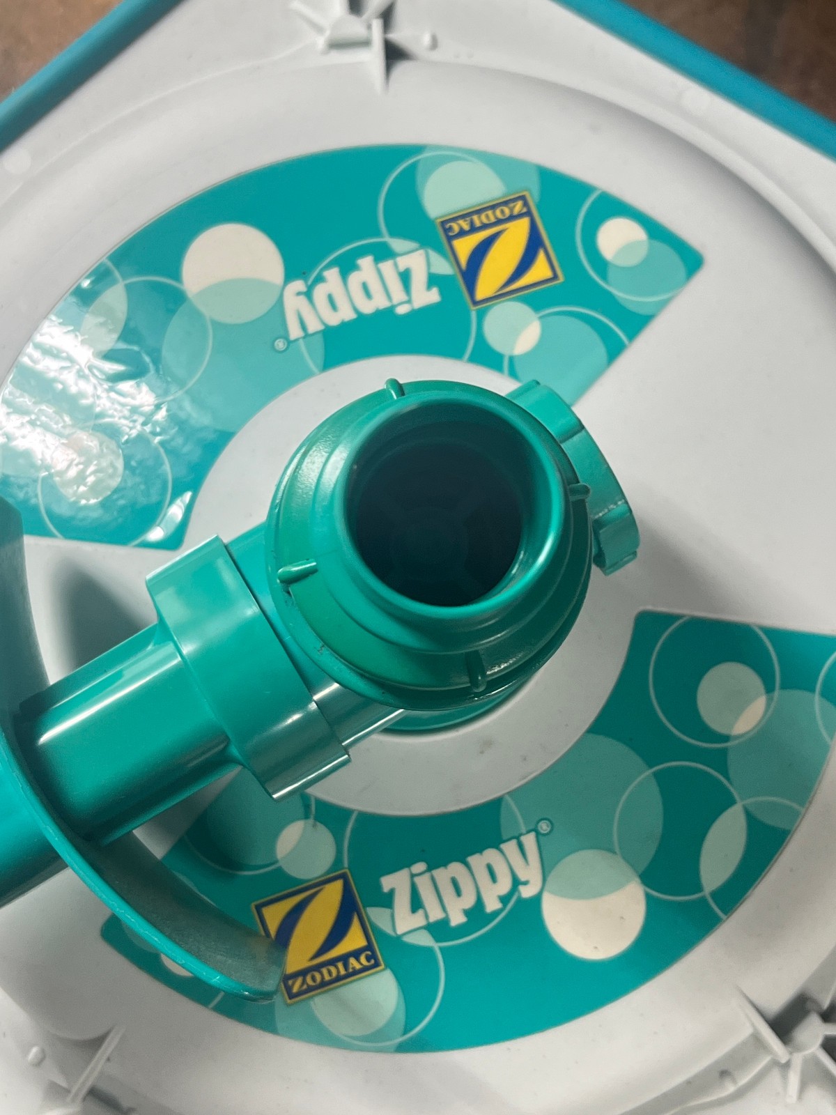 Zodiac Zippy AG Pool Cleaner used read